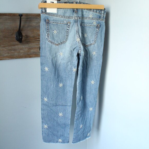 GAP Size 7 Flower Jean Boyfriend - Picture 3 of 3